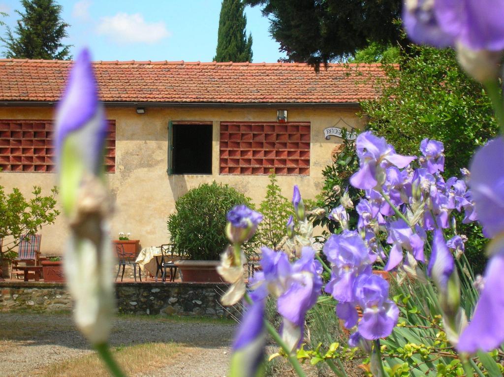 Agriturismo Le Pianore Montespertoli Exterior foto